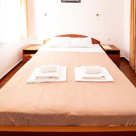 Ferienwohnung Ipera Budva Exterior foto